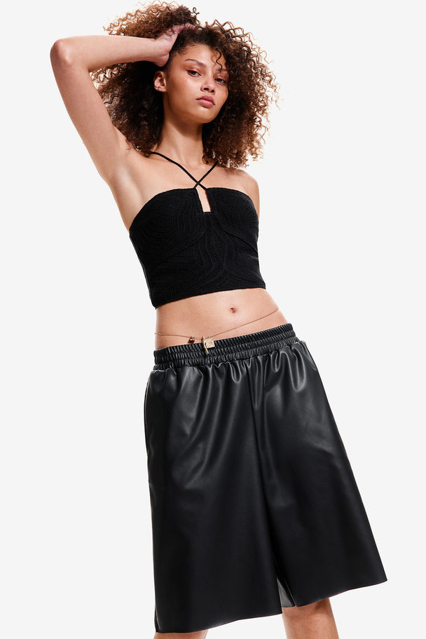 H&M Bermudashorts mit Coating Schwarz