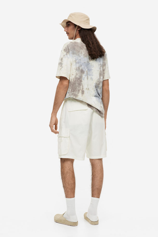 H&M Relaxed Fit Ripstop Cargo Shorts White