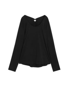 Fitted Long-Sleeve Top Black