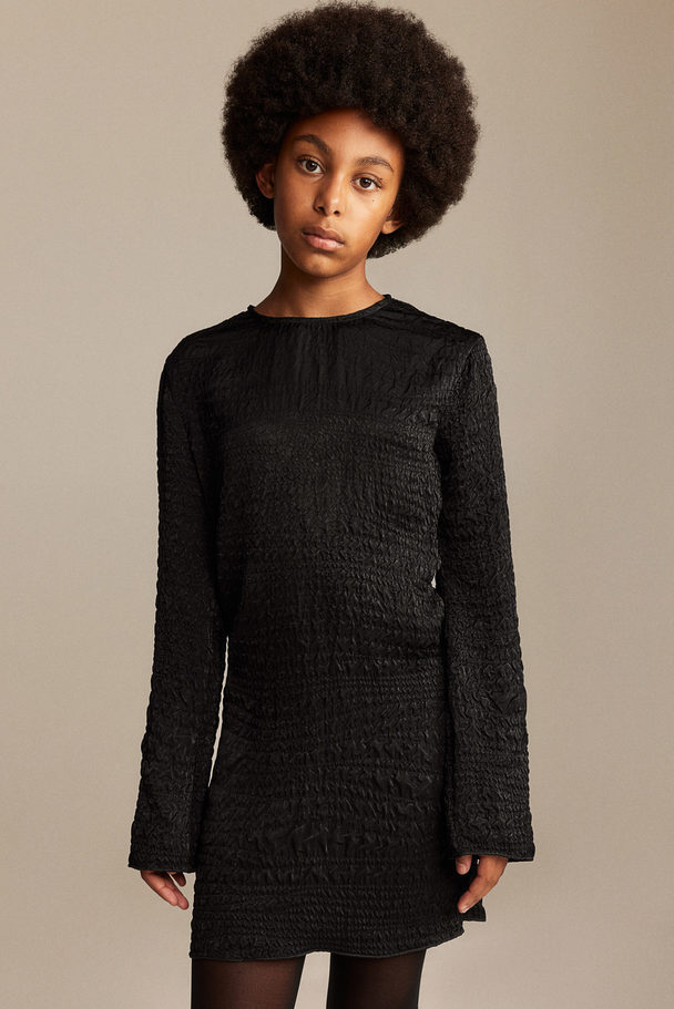 H&M Kleid aus Strukturstoff Schwarz