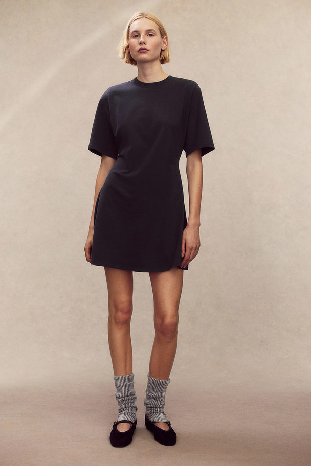 H&M T-Shirt-Kleid mit Schulterpolstern Dunkelgrau