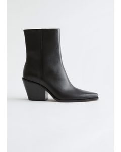 Pointed Leather Heeled Boots Black