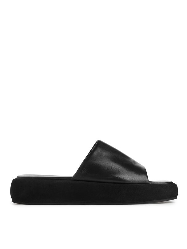 ARKET Flatform-sandalen Zwart