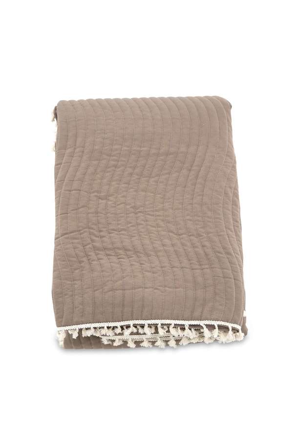 Venture Home Lias Bedspread