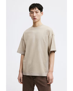 T-Shirt in Oversized Fit Beige