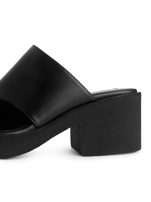 ARKET Chunky Slip-in-sandaler I Läder Svart