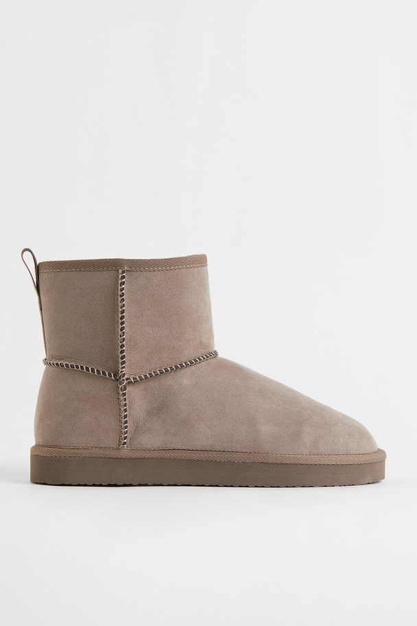 H&M Warm-lined Slip-on Boots Beige