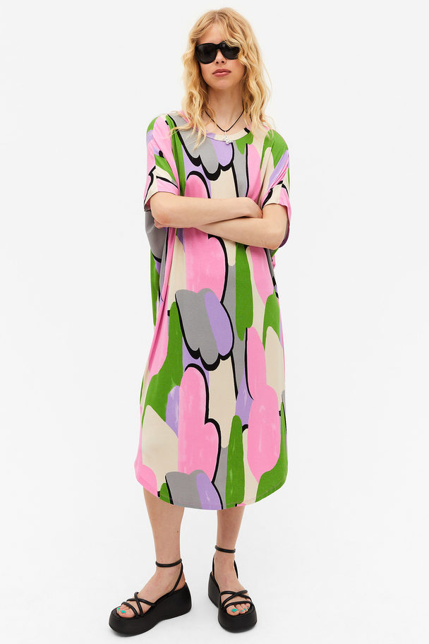 Monki Oversized T-shirt Dress Colourful Clouds