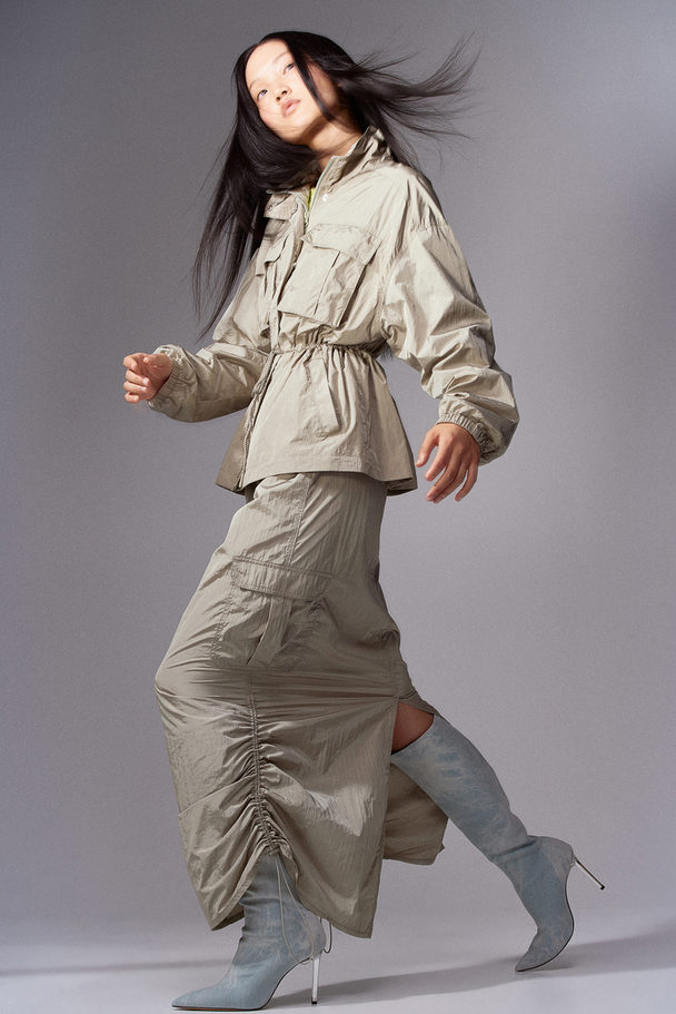 H&M Parachute-kjol I Nylon Ljus Khakigrön