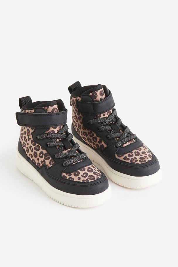 H&M High Top Sneaker Schwarz/Leopardenmuster