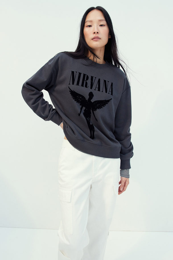 H&M Sweatshirt Med Motiv Mörkgrå/nirvana