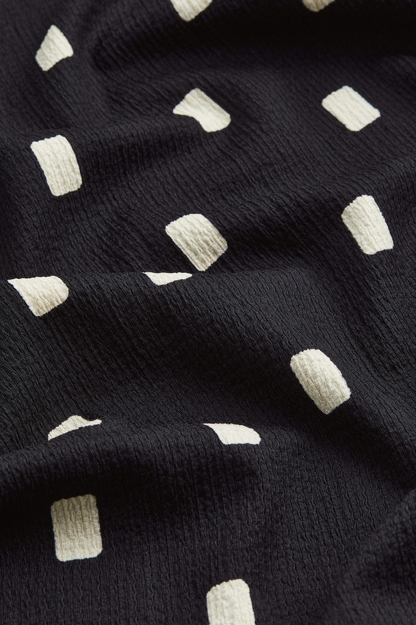 H&M Short Textured-knit Dress Black/patterned