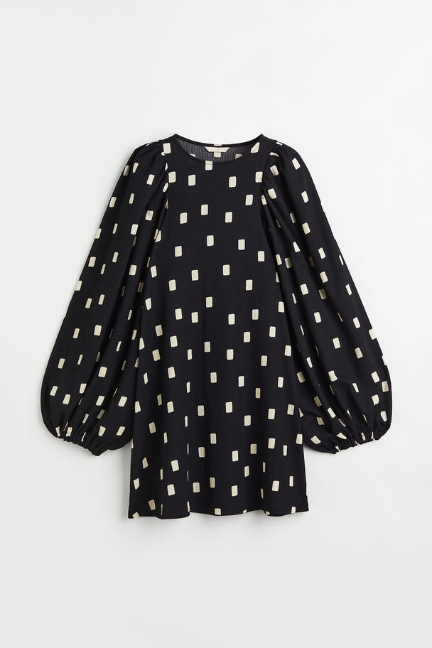 H&M Short Textured-knit Dress Black/patterned