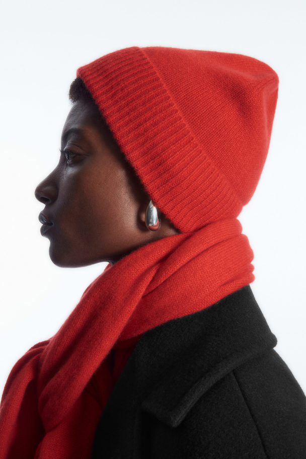 COS Pure Cashmere Beanie Bright Red