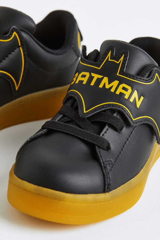 H&M Blinkende Sneaker Schwarz/Batman