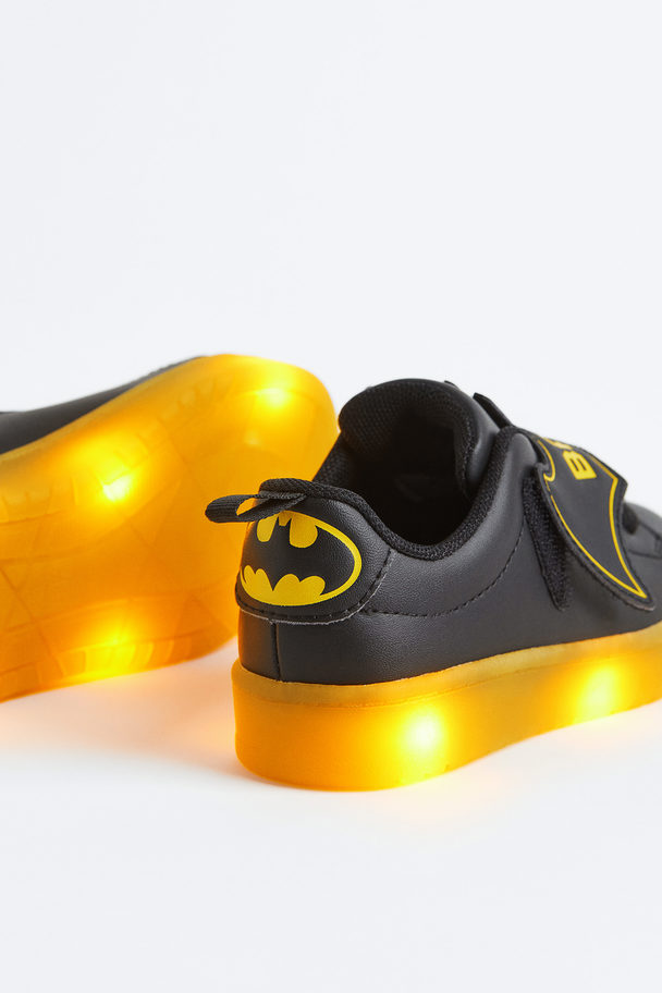 H&M Blinkende Sneaker Schwarz/Batman