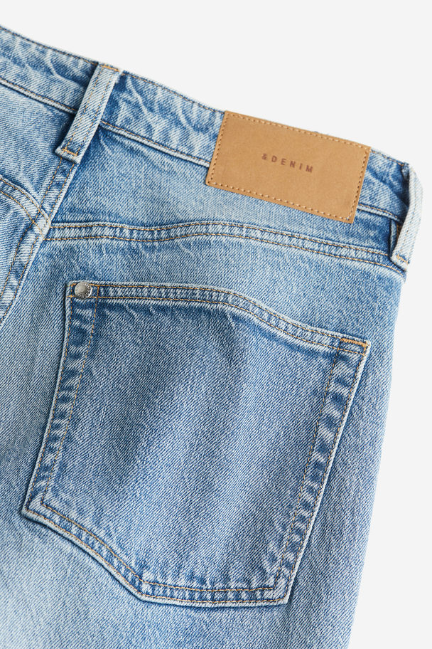 H&M Mom Ultra High Ankle Jeans Ljus Denimblå