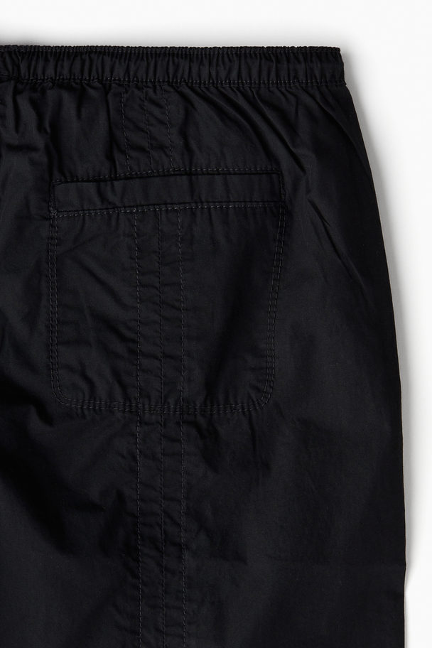 H&M Cargo-Caprihose Schwarz