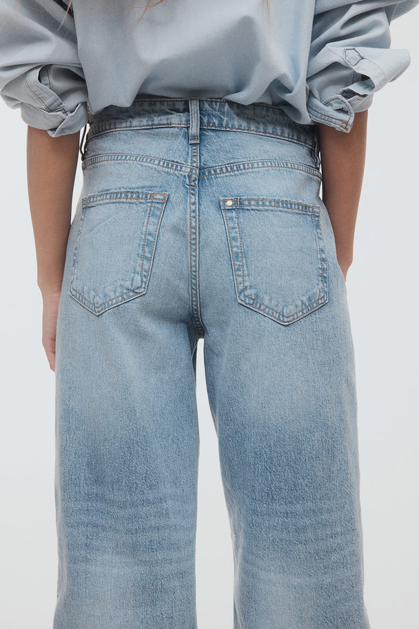 H&M Wide High Cropped Jeans Helles Denimblau