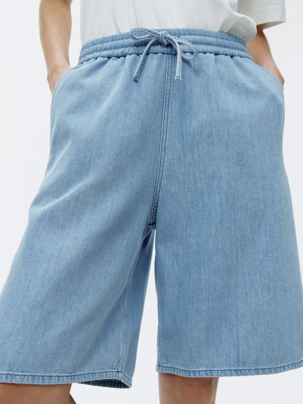 ARKET Shorts aus Denim-Twill Hellblau