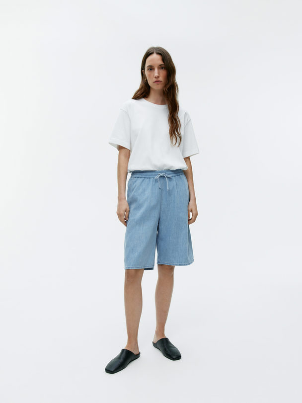 ARKET Shorts aus Denim-Twill Hellblau