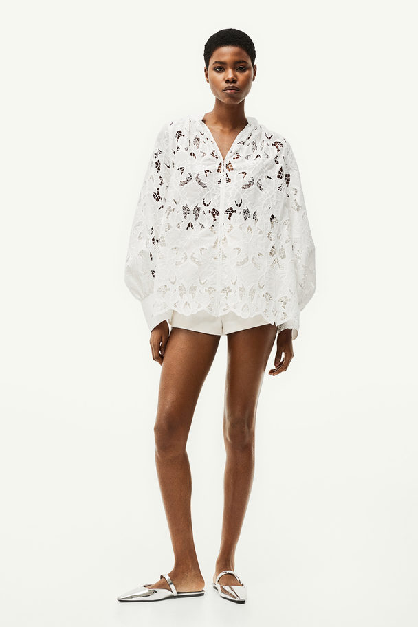 H&M Bluse mit Broderie Anglaise Weiß