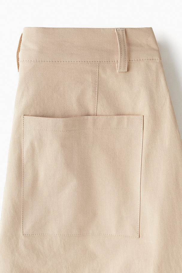 H&M Hose mit Bügelfalten Beige