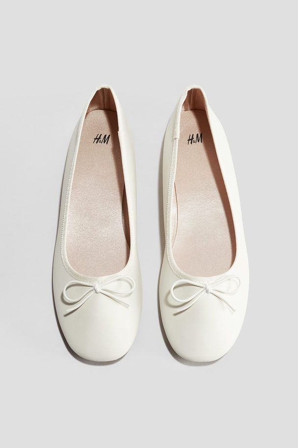 H&M Ballet Pumps White