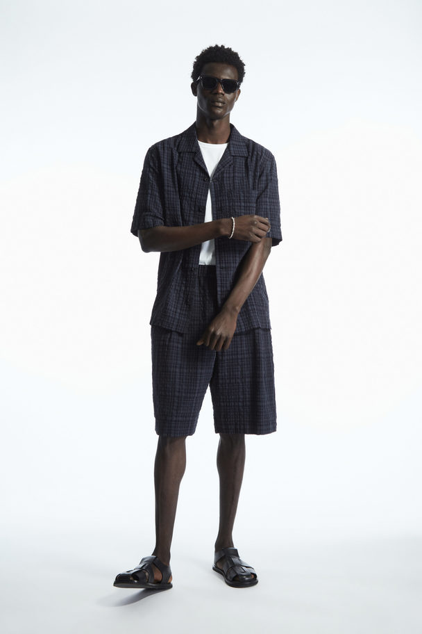 COS Pleated Checked Seersucker Board Shorts Navy / Checked