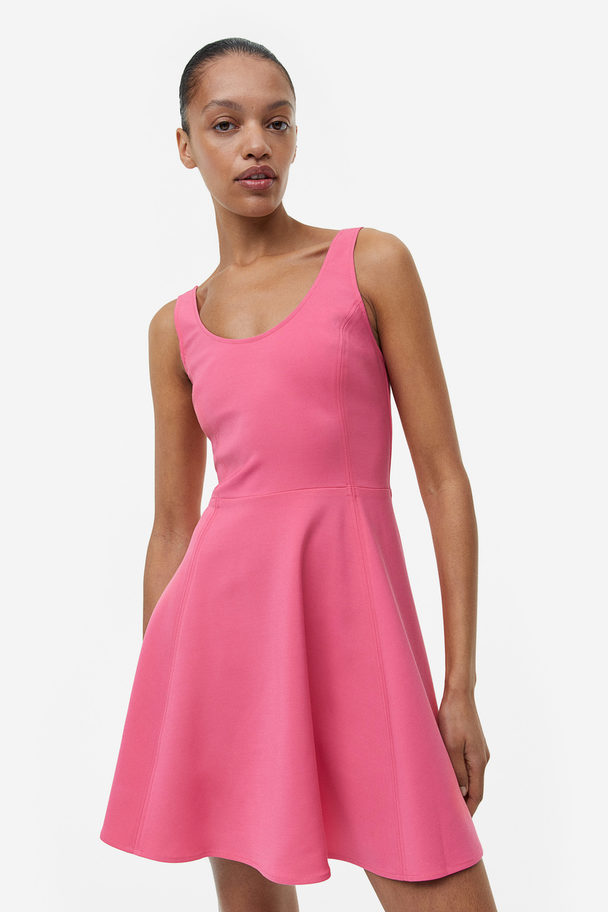 H&M Mini-jurk Met Uitlopende Rok Cerise