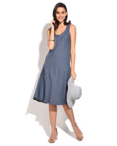 Long Round Collar Sleeveless Dress With Front Pleats