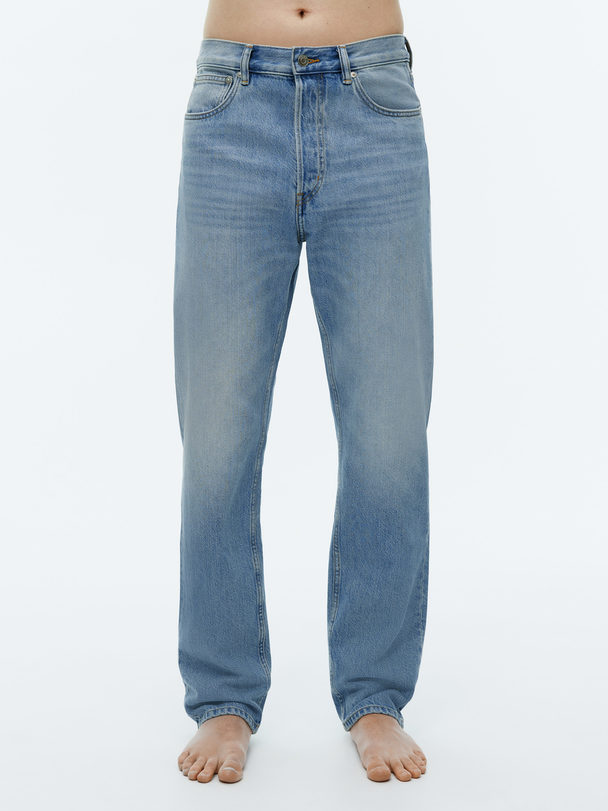 ARKET Coast Jeans Med Ledig Passform Tvättad Blå
