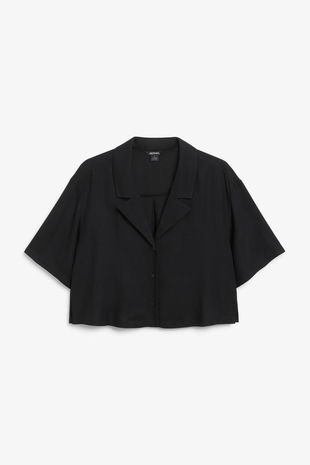 Monki Black Cropped Resort Shirt Black