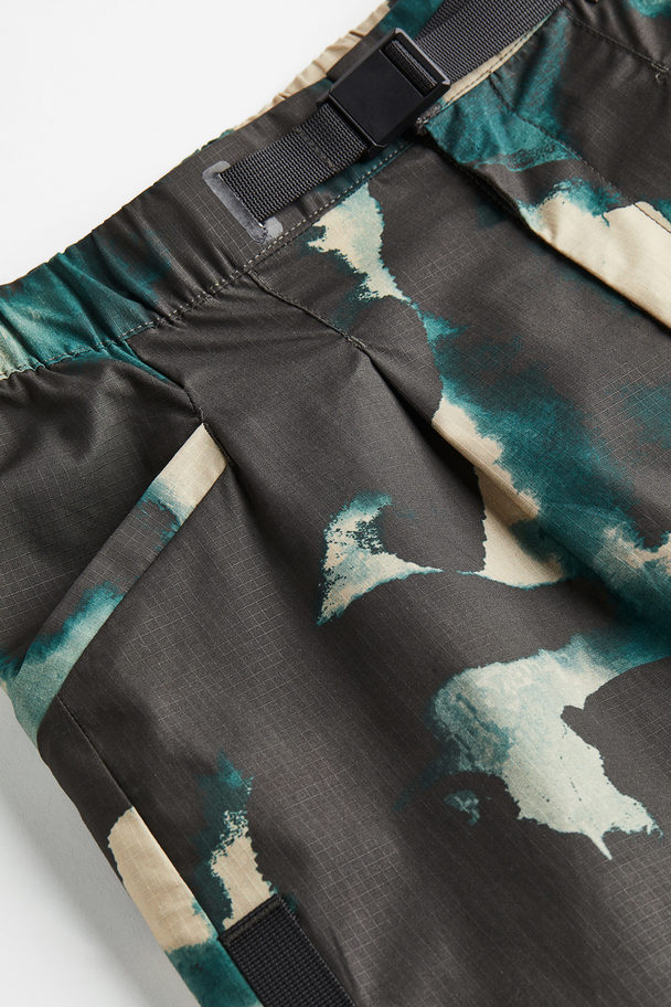 H&M Water-repellent Outdoor Shorts Dark Turquoise/patterned