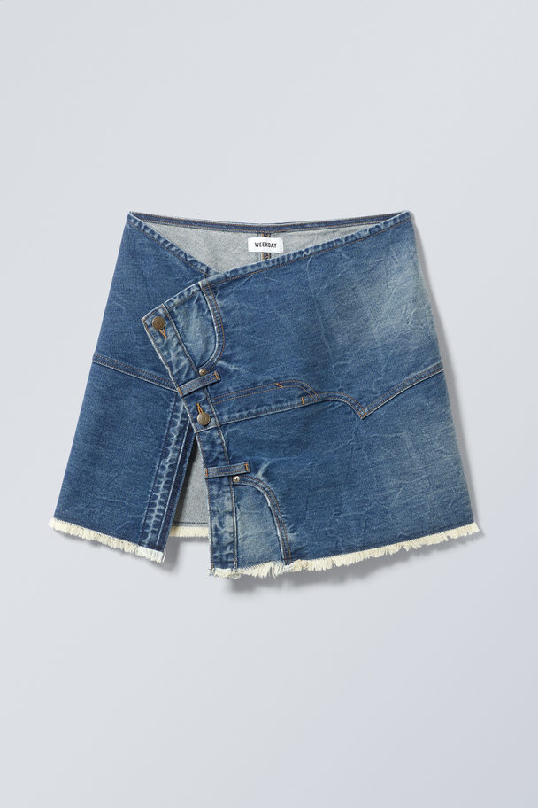 Weekday Kurzer Jeans-Wickelrock Blaue Ära