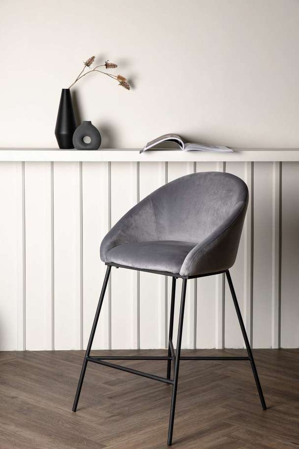 Venture Home Velvet Chair