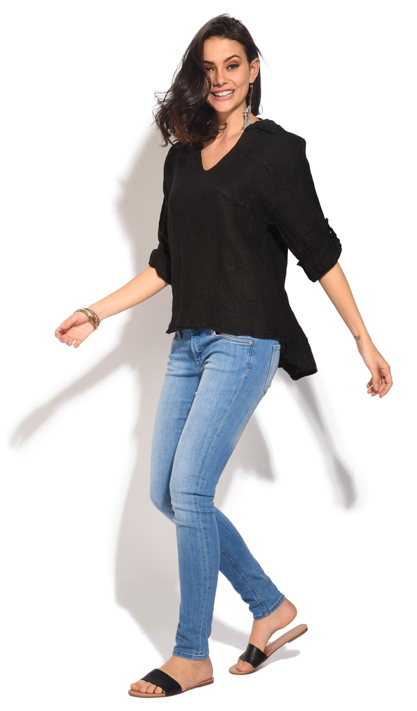Le Jardin du Lin V-neck Top With Long Sleeves And Pockets