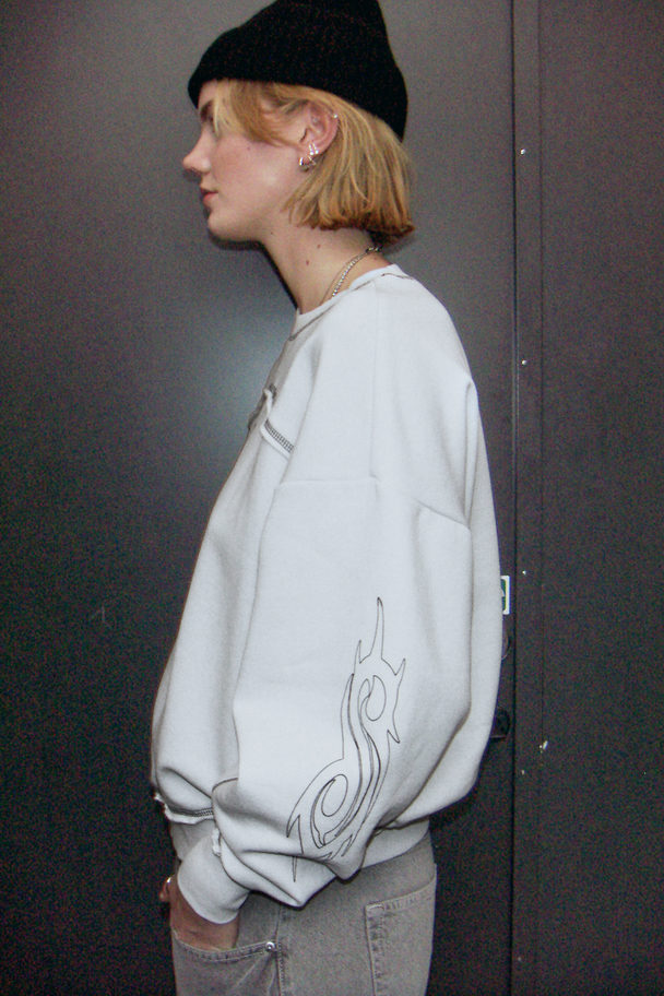 H&M Printed Sweatshirt Light Grey/slipknot