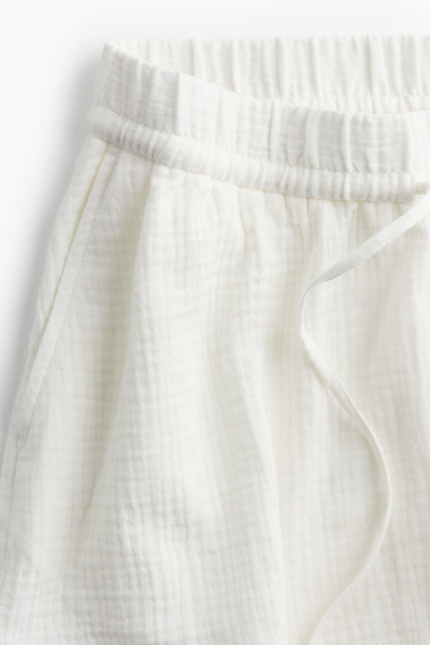 H&M Mama Before & After Cotton Muslin Shorts White