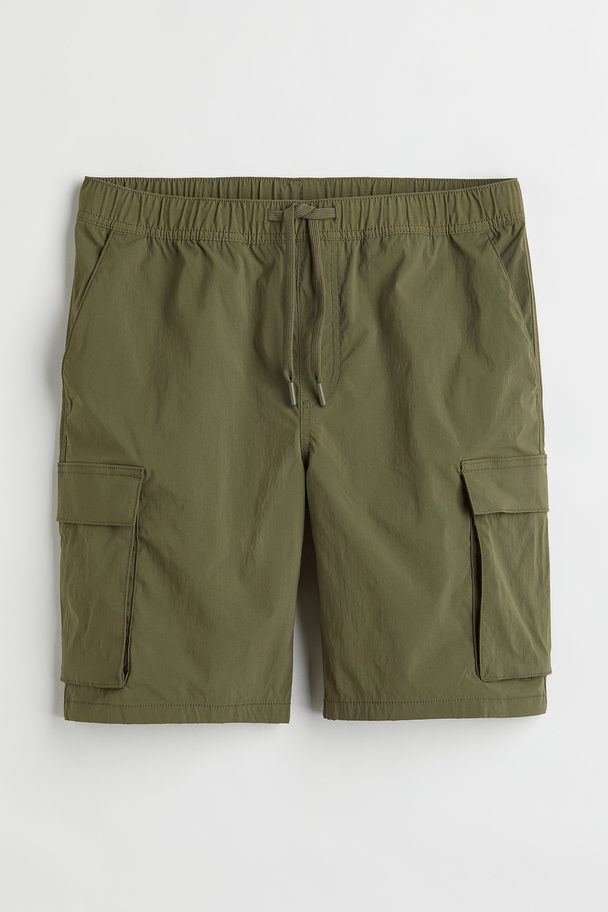 H&M Regular Fit Nylon Cargo Shorts Khaki Green