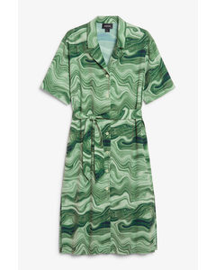 Grönmönstrad Skjortklänning Resortkrage Vågigt Stenmönster