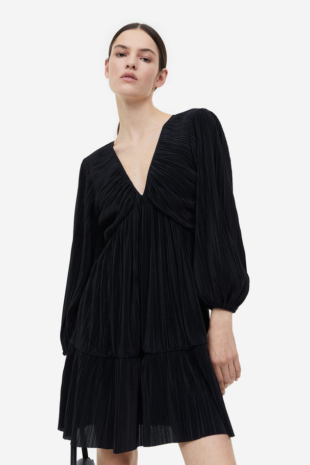 H&M Pleated Jersey Dress Black
