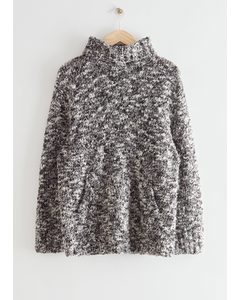 Oversized Bouclé Knit Turtleneck Sweater Black/white