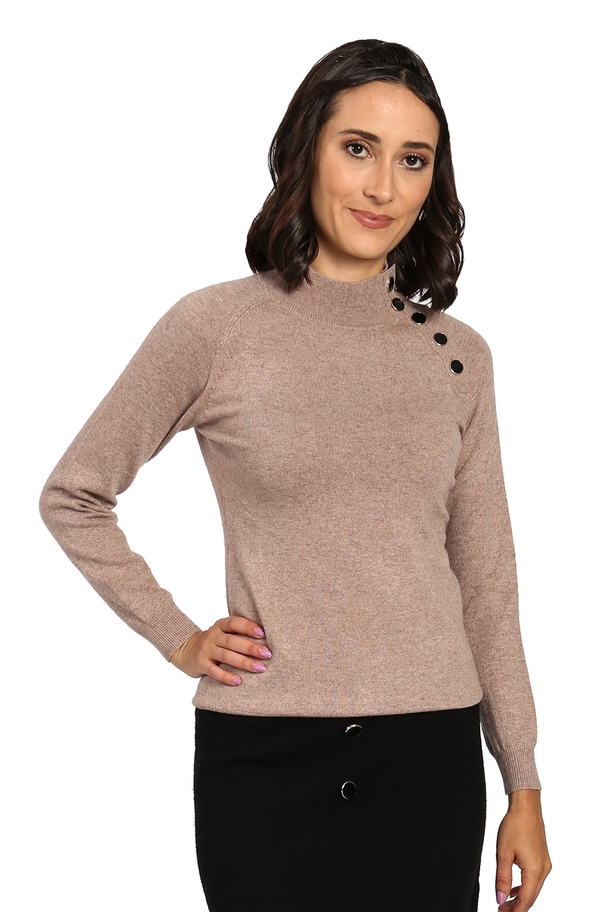 C&Jo Raglan Sleeve Sweater With Fancy Buttons