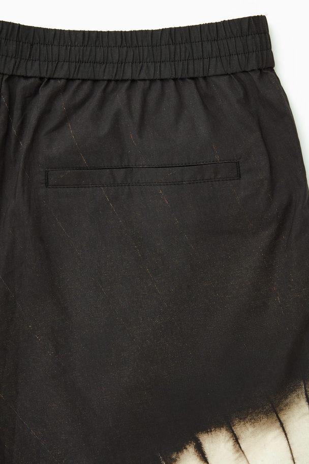 COS Floral-print Elasticated Shorts Black / Floral