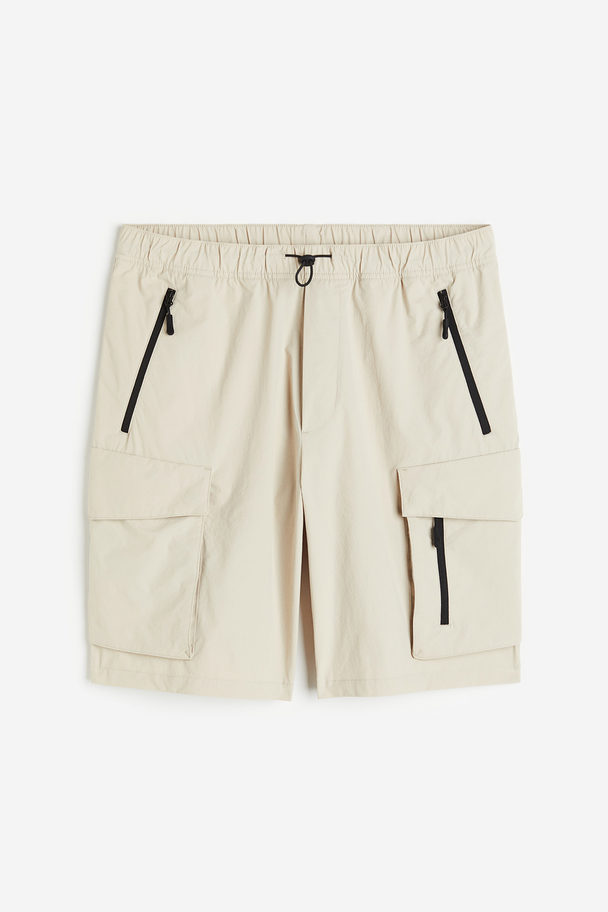 H&M Cargoshorts aus Nylon Relaxed Fit Hellbeige