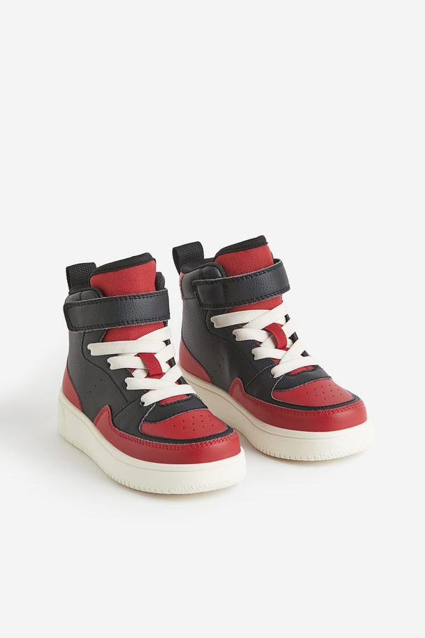 H&M High Top Sneaker Rot/Blockfarben