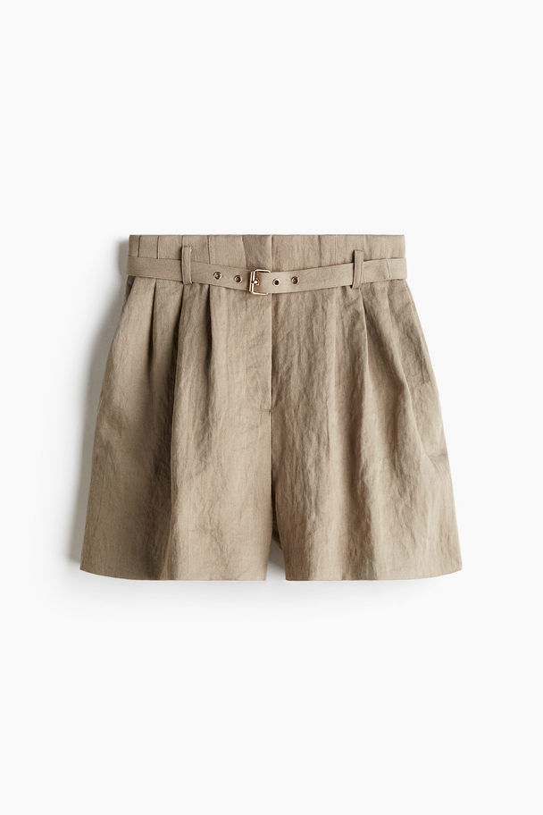 H&M Paperbag-Shorts mit Gürtel Greige