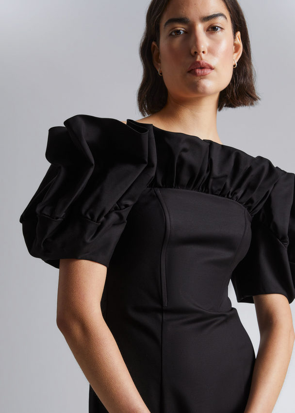 & Other Stories Ruffled Off-shoulder Midi Dress Black