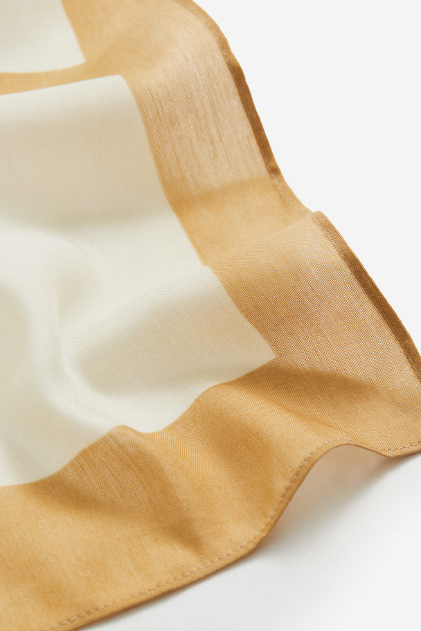 H&M Stort Tørklæde Med Mønster Beige/mønstret